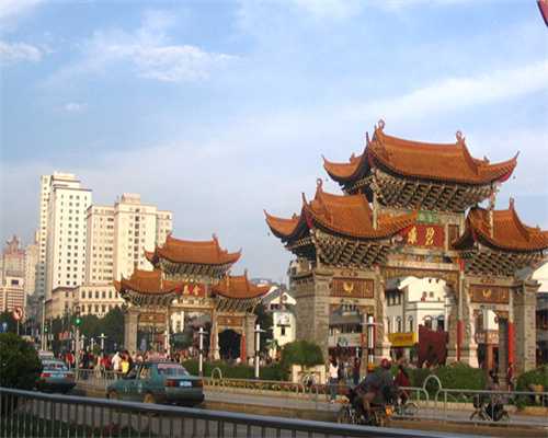 <strong>盆腔炎对女性造成的危害都有哪些</strong>